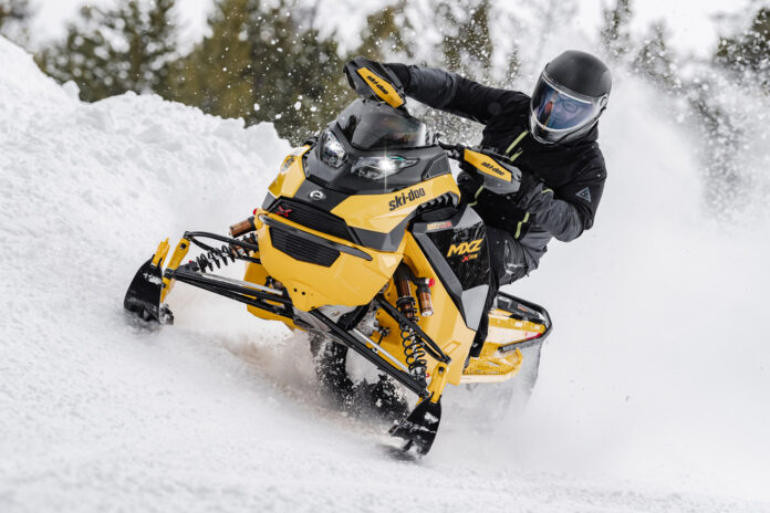 111323_DOO_WEB 2024 Ski Doo MXZ XRS Turbo